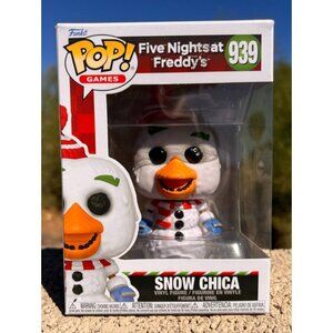 Funko Pop! Games: Five Nights at Freddy's - Snow Chica (#939, NEW)
